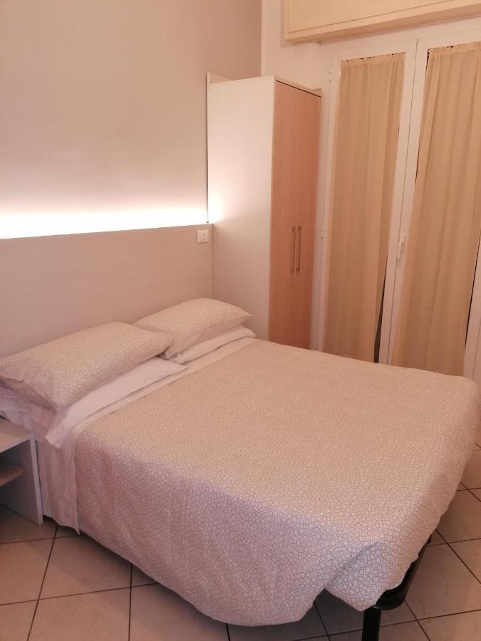 Hotel Andrea'S Rimini Exterior photo